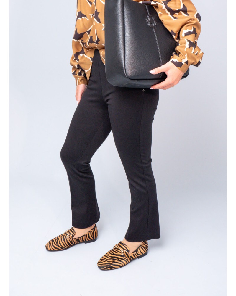 Pantalon flare OTTOD’AME en viscose stretch avec pinces Ottod'Ame - 4