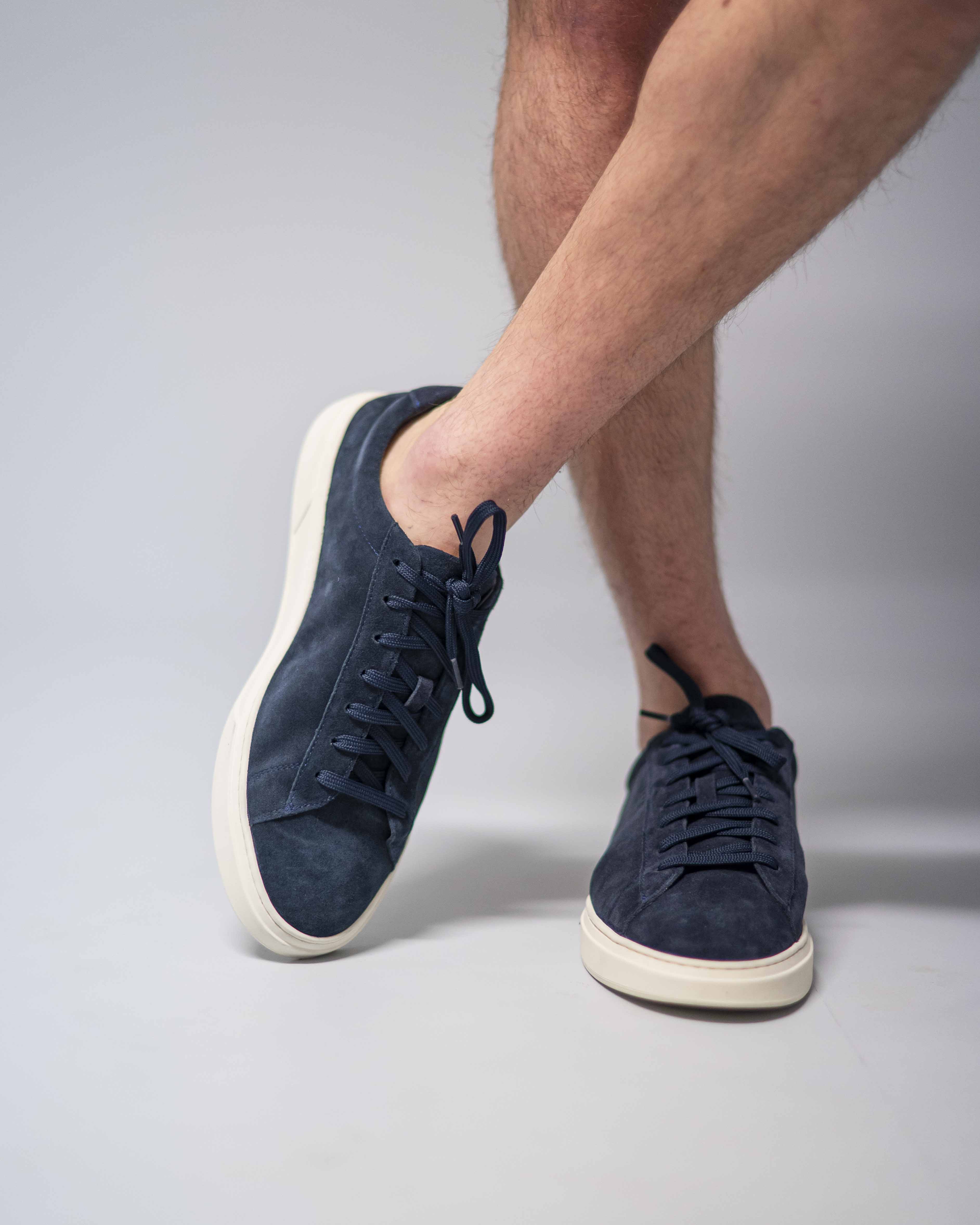 Chaussure habillée BOSS en daim pour homme – élégance et confort premium